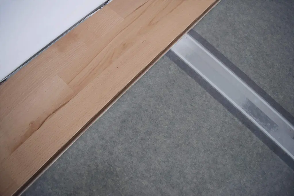 e-nergy_pet_laminat_6.webp